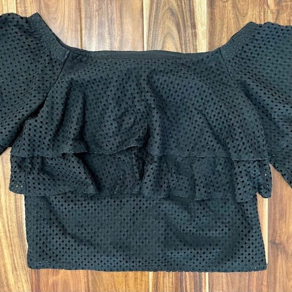 New Banana Republic Black Ruffle Off the Shoulder Shirt  Blouse Size Small - Picture 3 of 12